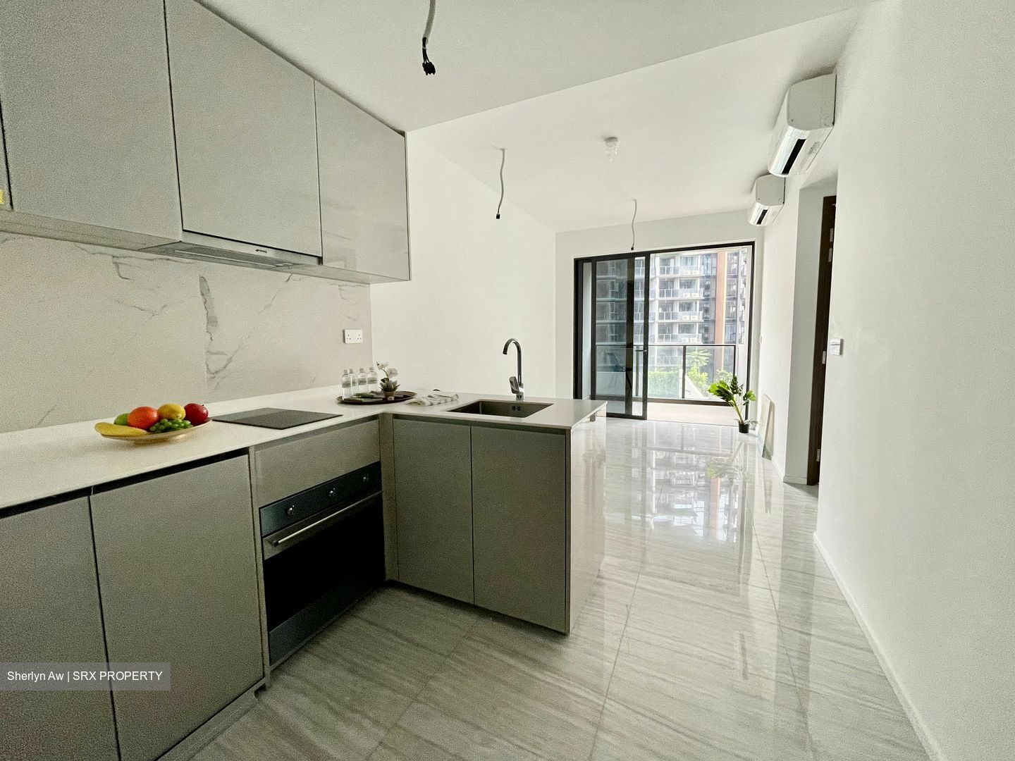 Sims Avenue (D14), Condominium #376672281